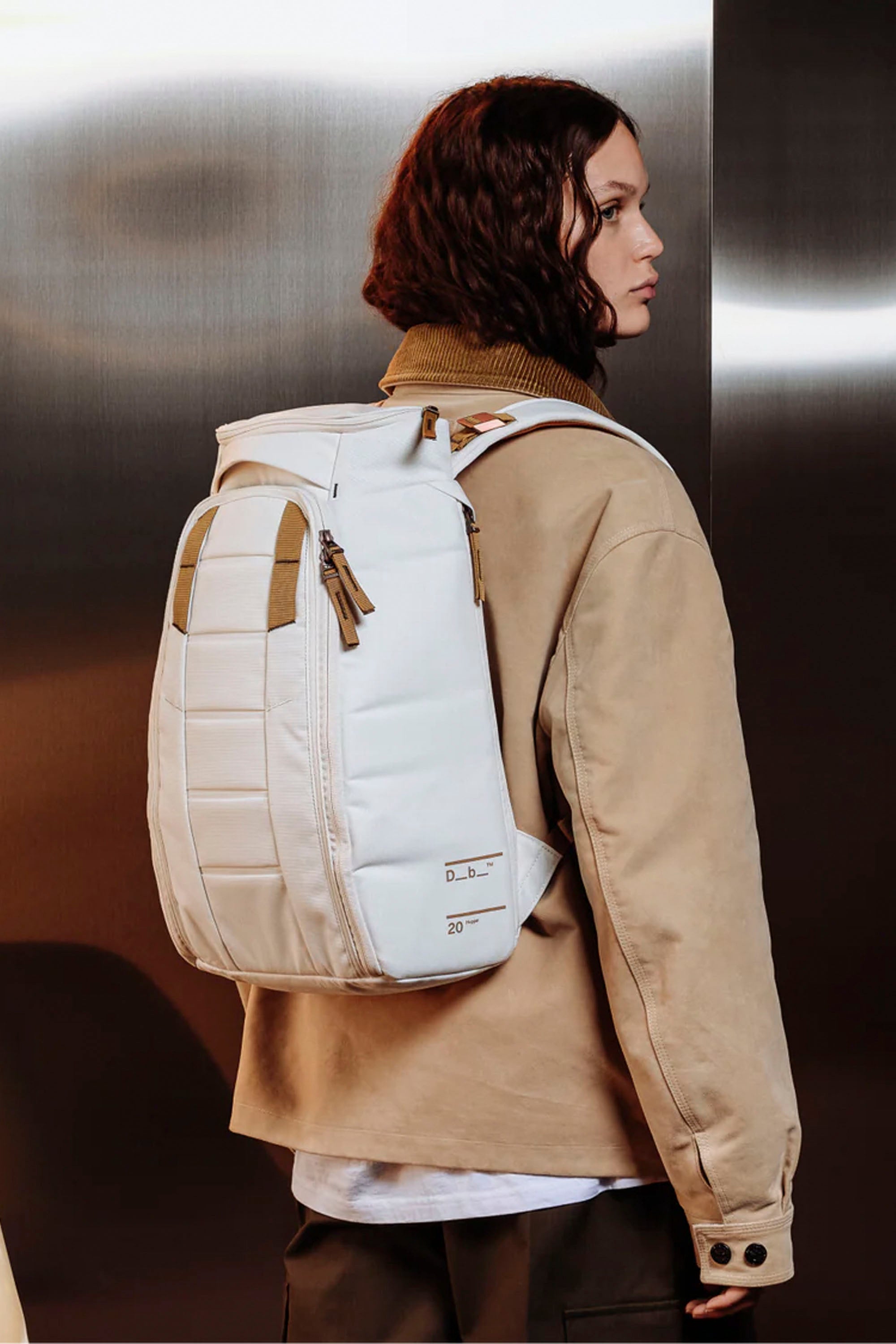 Db - HUGGER BACKPACK - 20L - OATMILK
