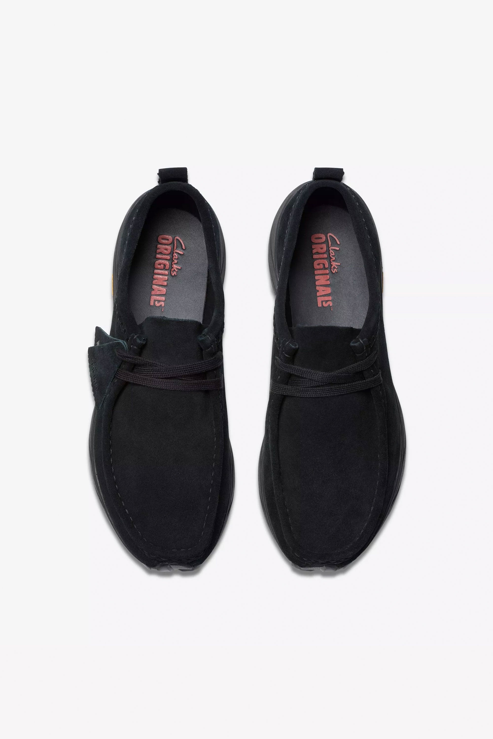 CLARKS - WALLA EDEN LO - BLACK SUEDE - MAN