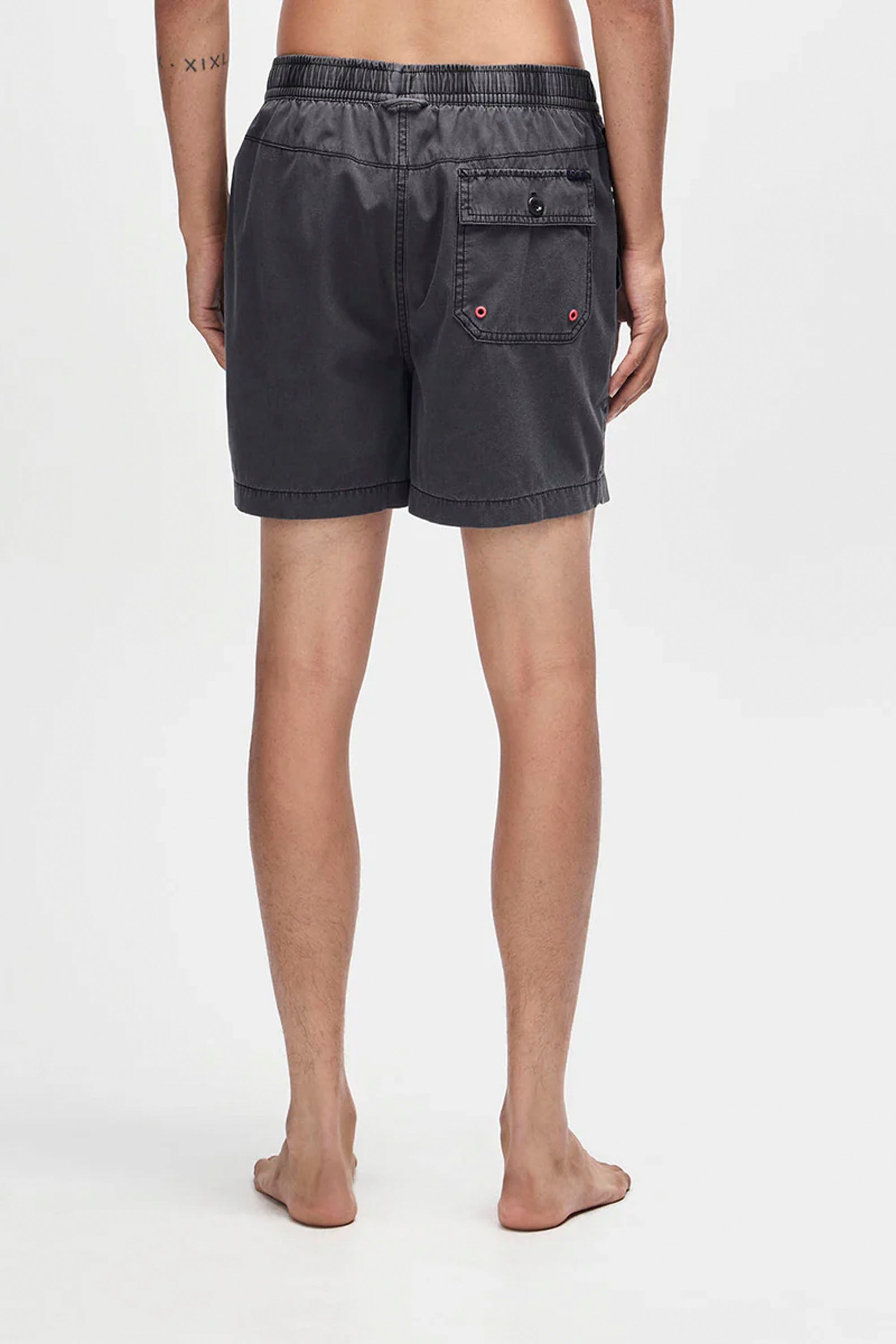 DEUS - SANDBAR GARMENT DYED MESH SHORT - ANTHRACITE