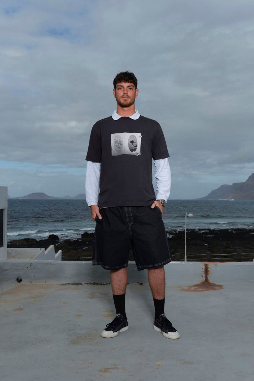 PUKAS - ISLAND HOLIDAYS TEE