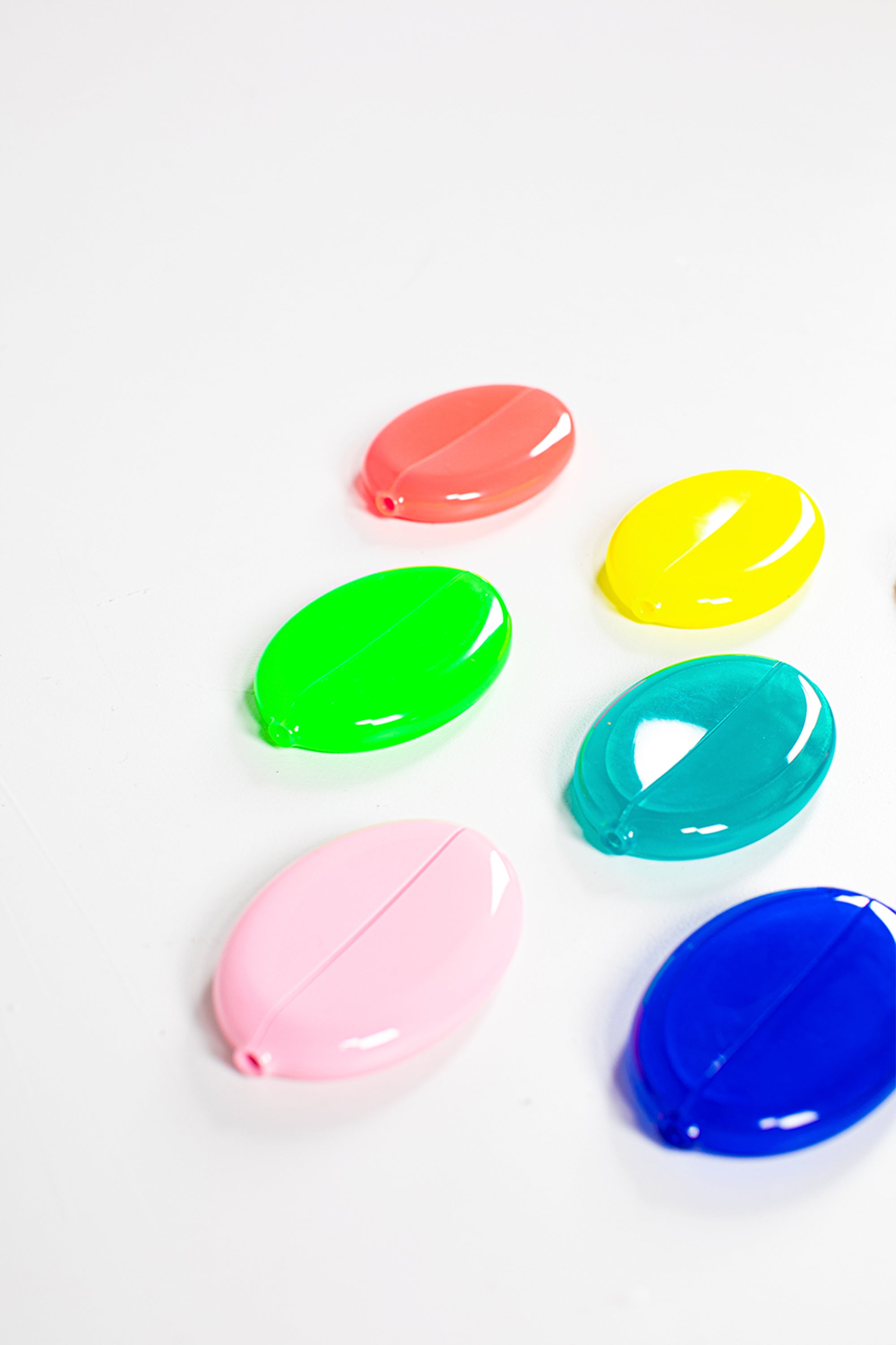 GUMMY POCKET PURSE