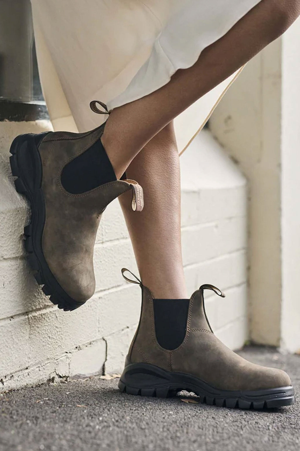 BLUNDSTONE - ELASTIC SIDED BOOT - Woman