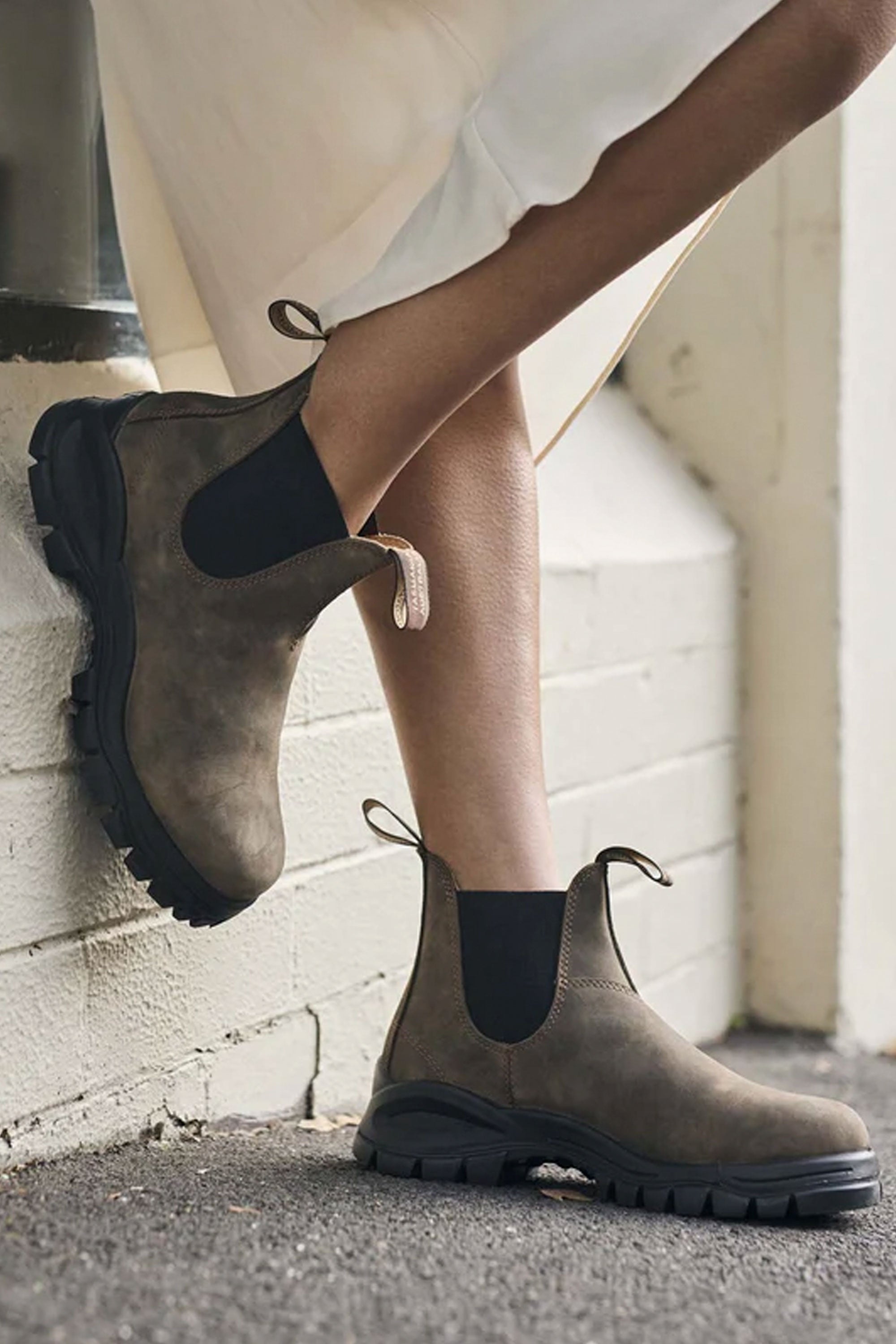 BLUNDSTONE - ELASTIC SIDED BOOT - Woman