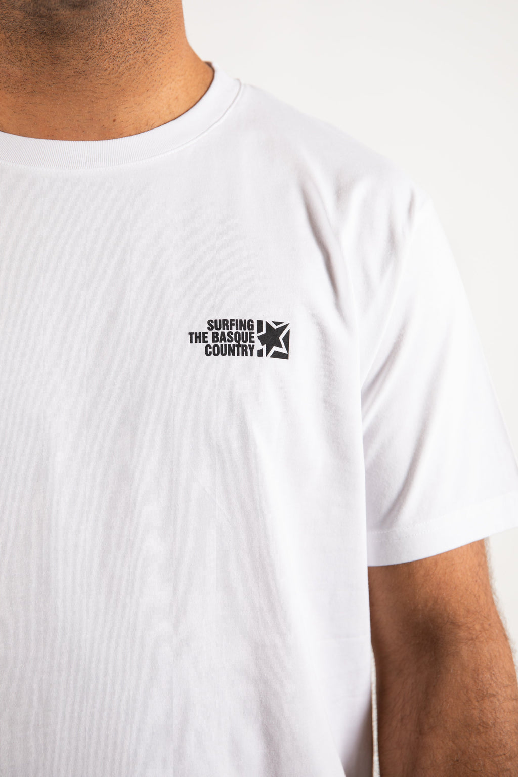 PUKAS SURF SHOP - CLASSIC TEE - WHITE