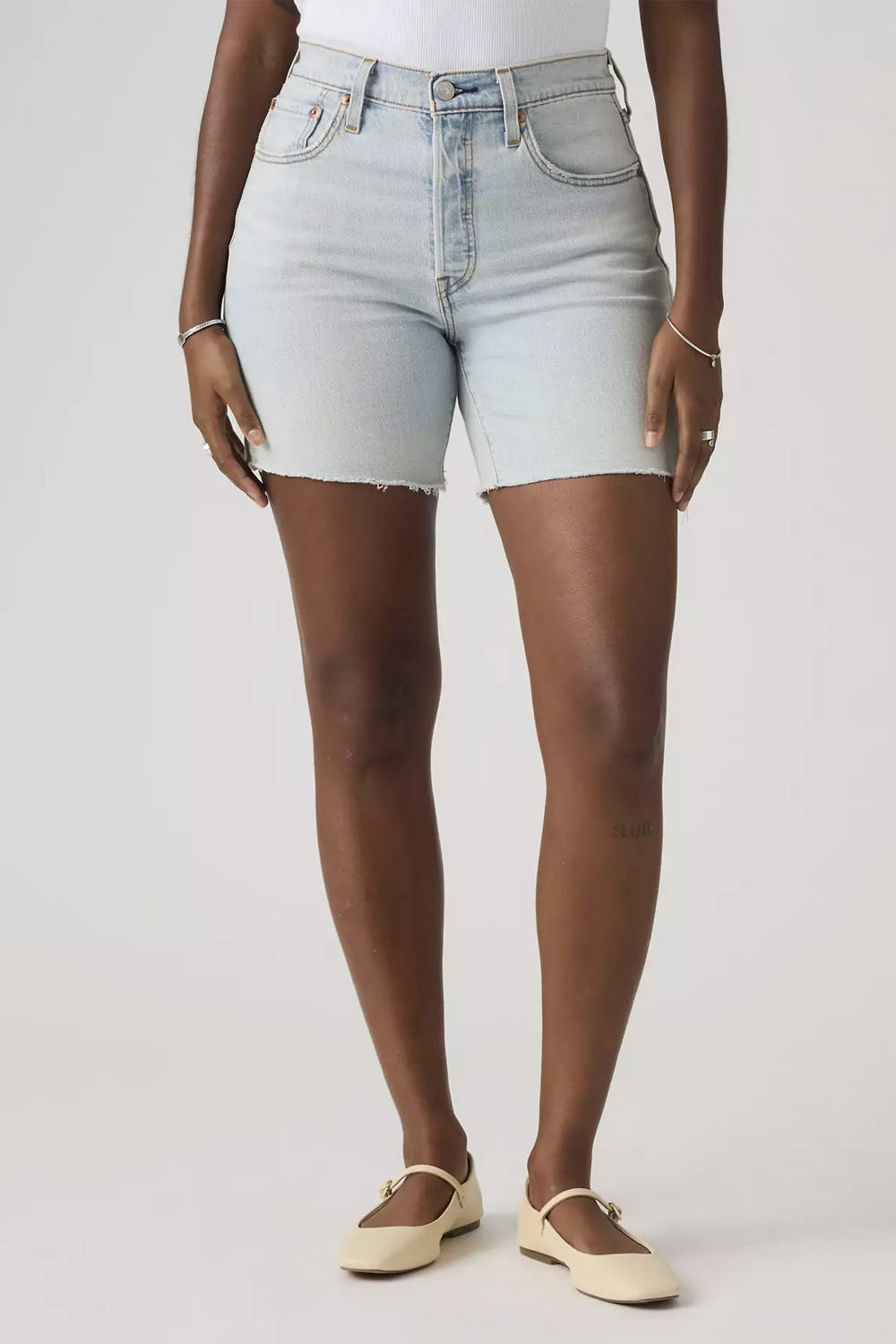 LEVIS - 501 MID THIGH SHORT - GIFTED BACK