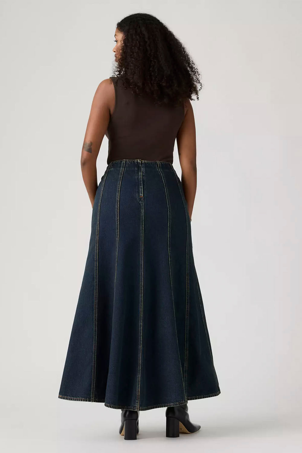 LEVIS - SEAMED FLARE SKIRT