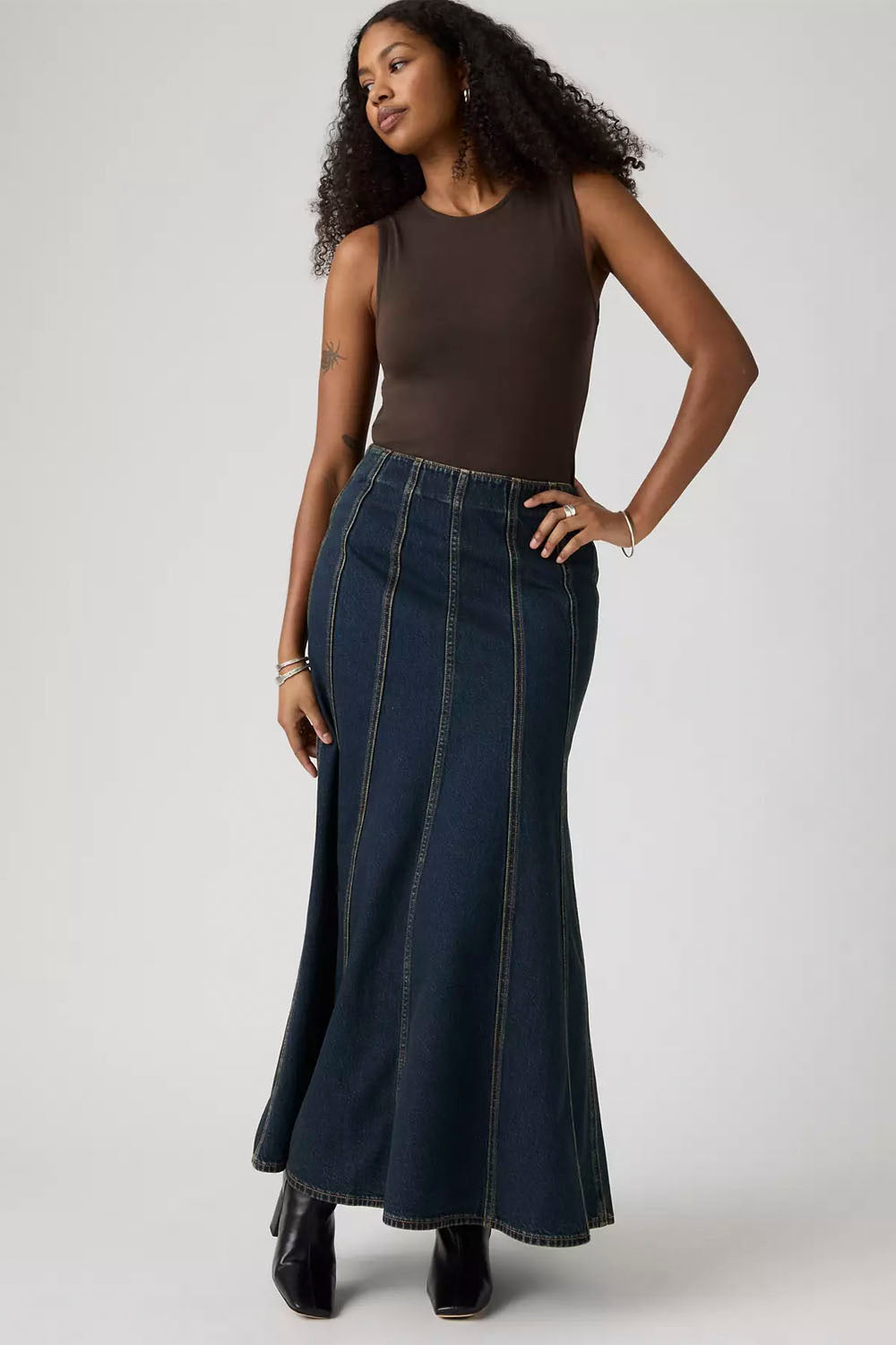 LEVIS - SEAMED FLARE SKIRT