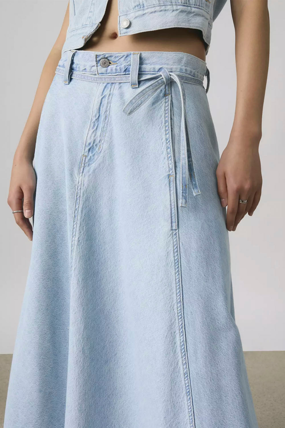 LEVIS - XL SKIRT - TREK TECH