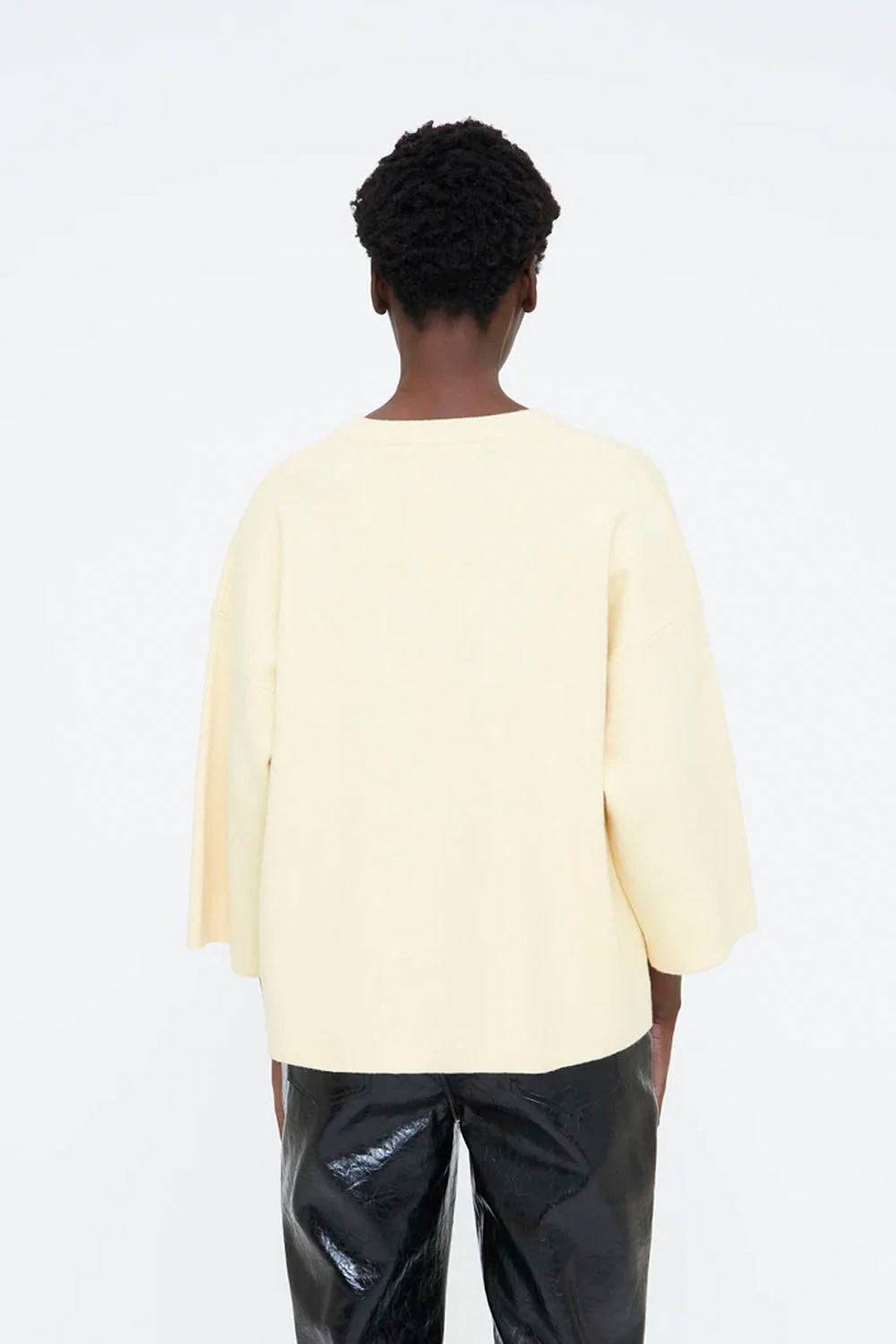 WILD PONY - LIGHT YELLOW SHORT SLEEVE SWEATER