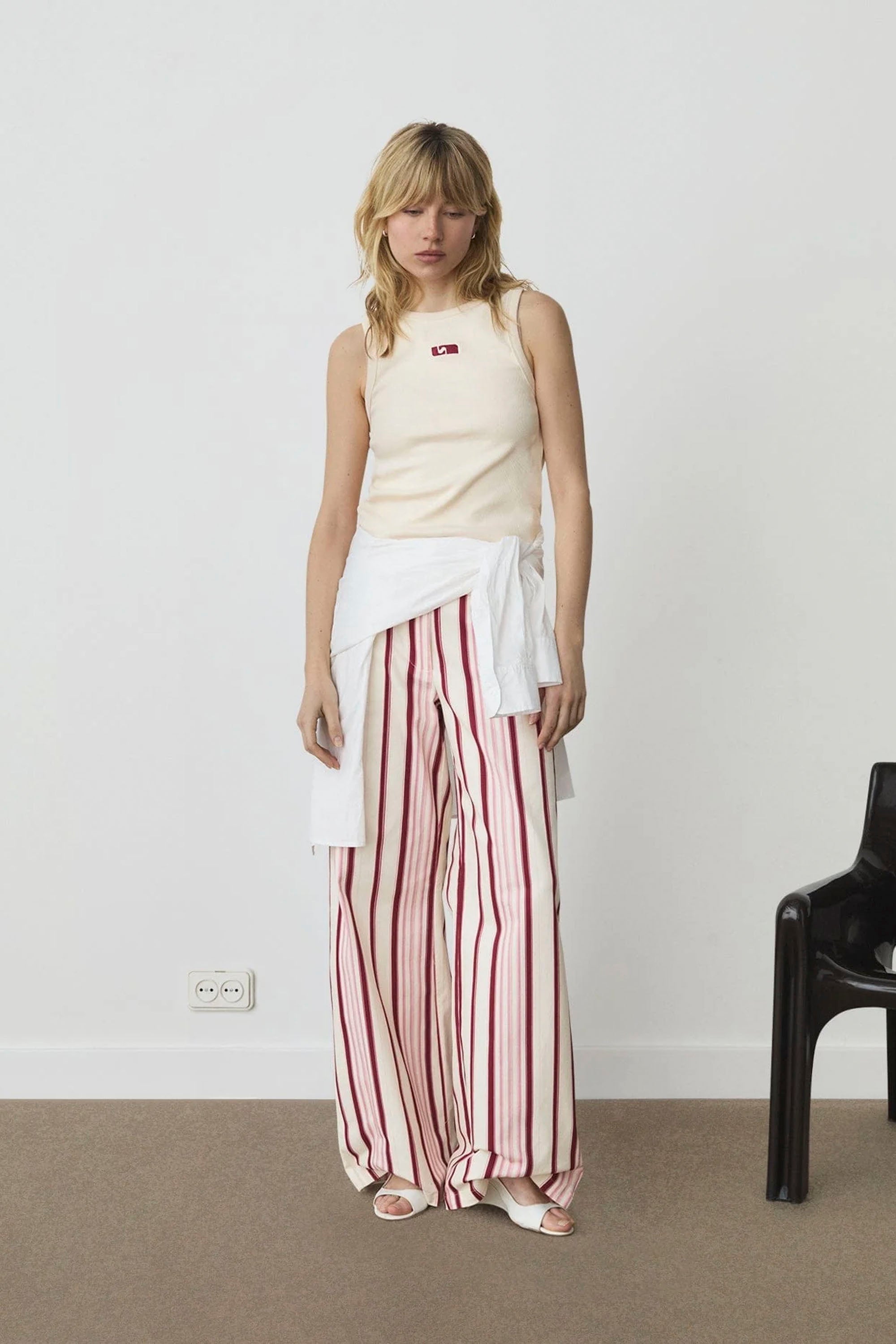 LAAGAM - EMBROIDERED LOGO TANK - ECRU