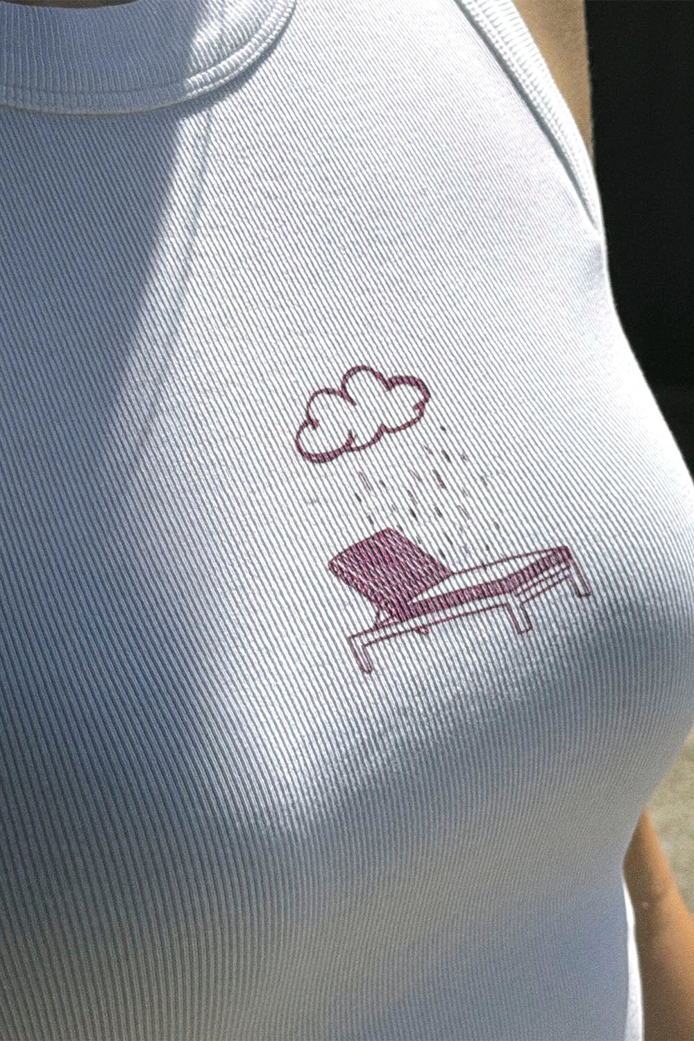 PUKAS SURF SHOP - NO DRAMA TANK TEE - WHITE
