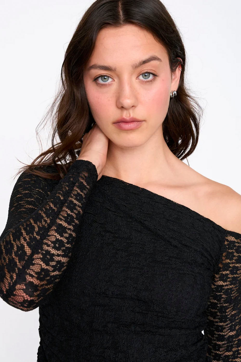 24COLOURS - ASYMMETRIC LACE TOP - BLACK
