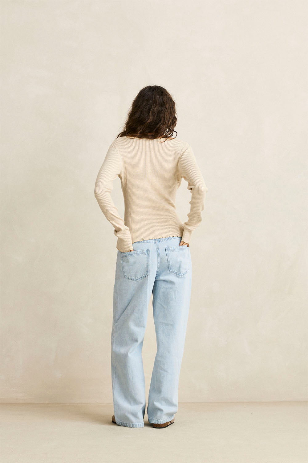 RHYTHM - ESSENTIAL LONG SLEEVE KNIT TOP